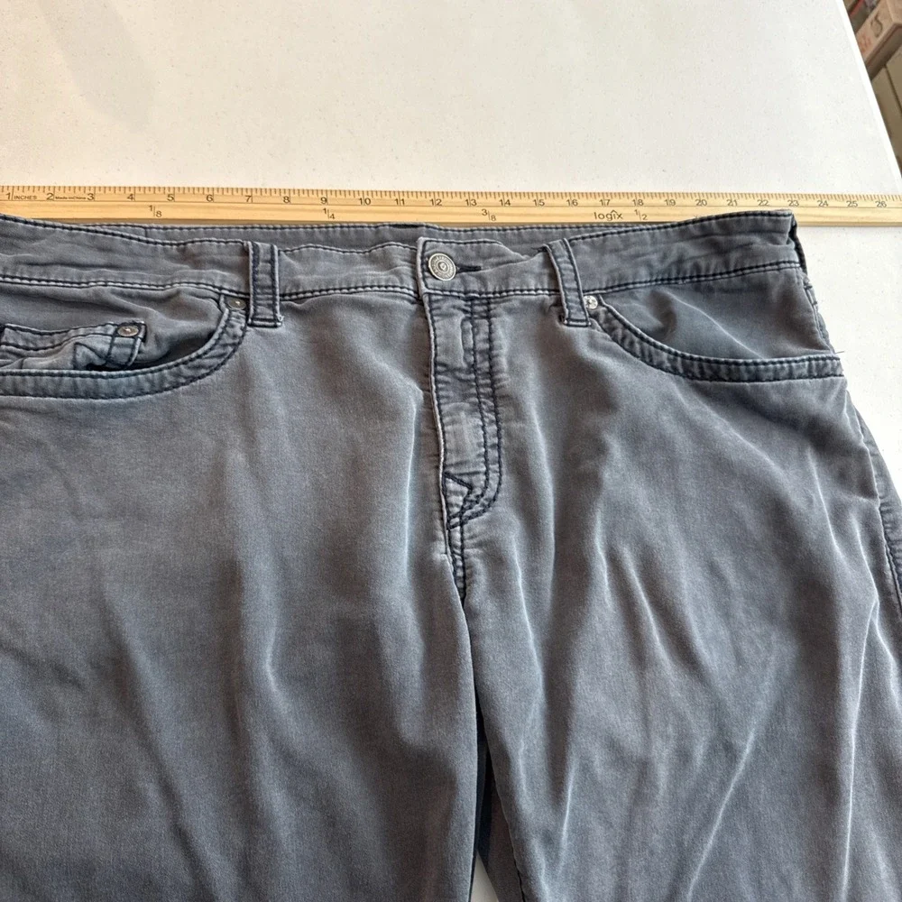True‎ Religion Men's Geno Relaxed Fit Straight Jeans, Size 42 Gray Lightweight